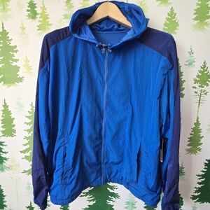 Xersion Blue and Navy Men's Water Repellent Windbreaker